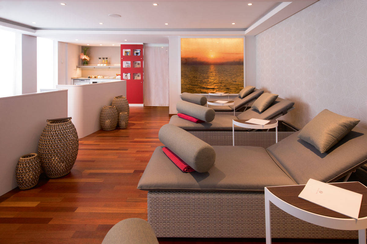 Hapag Lloyd Cruises MS Europa Spa 4.jpg